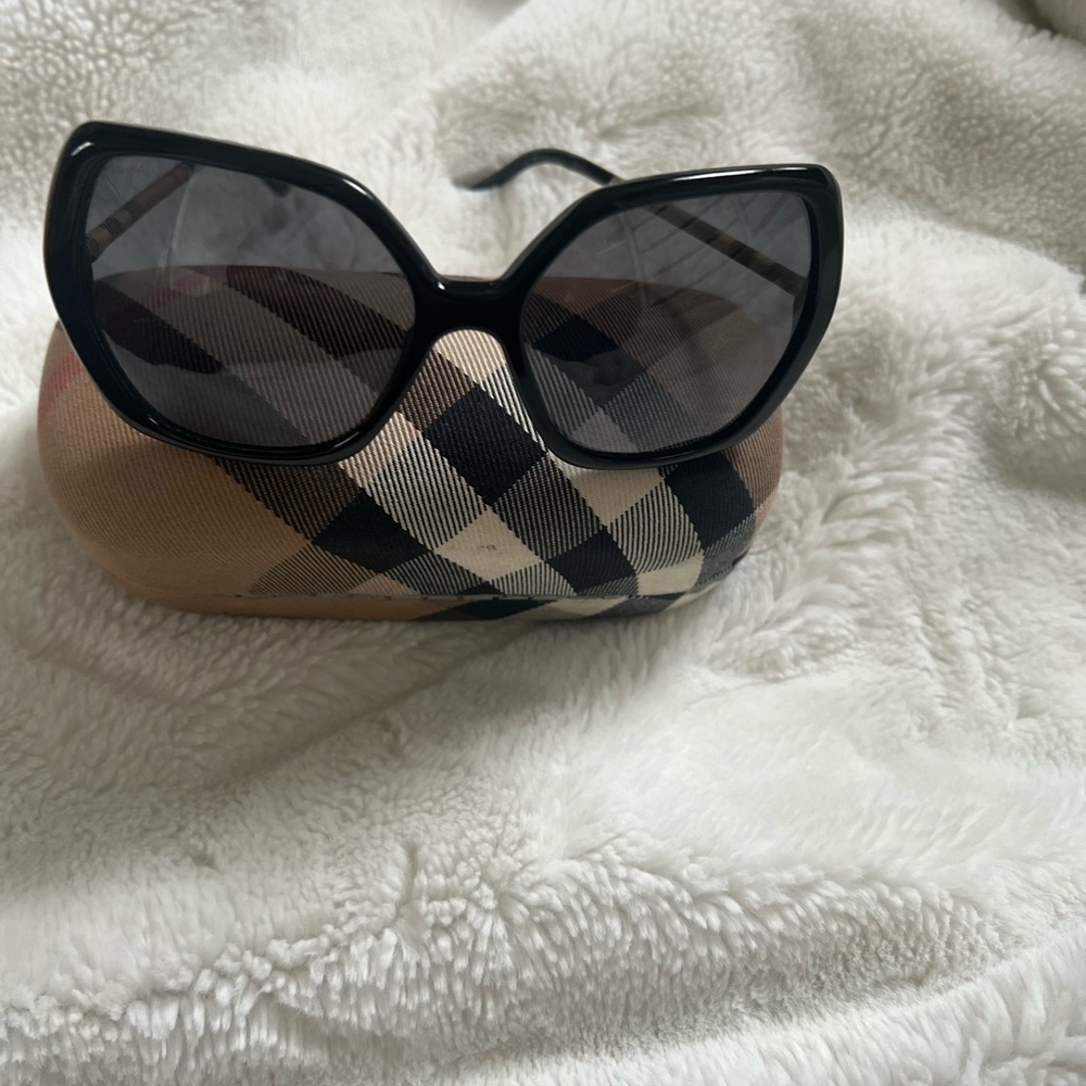 Burberry Sunglasses
